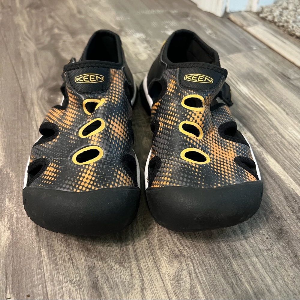 Keen stingray boys washable sandal, size 13